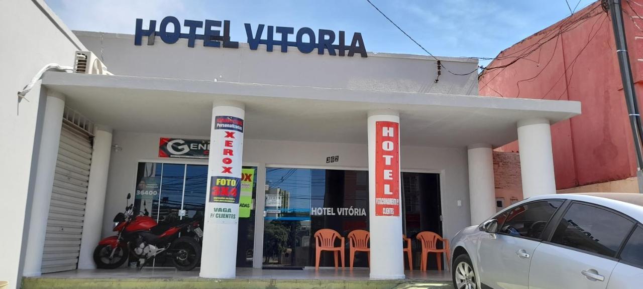 Hotel Cuiaba Bagian luar foto