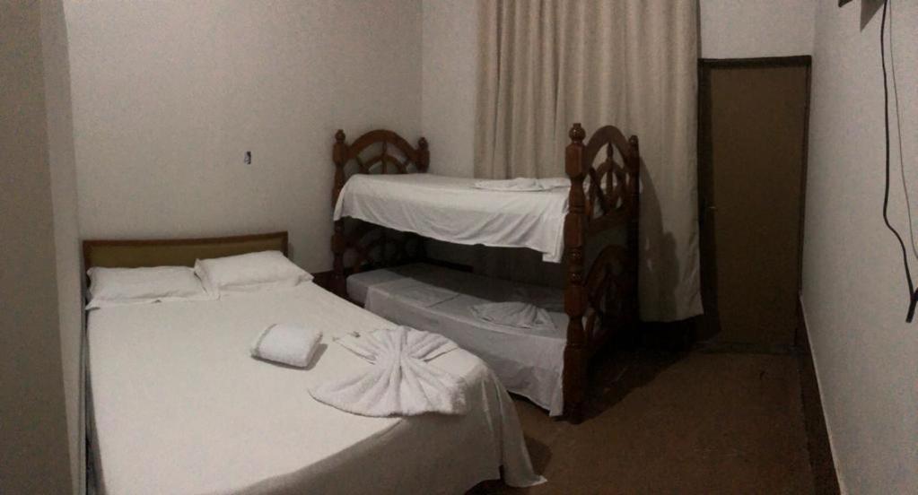 Hotel Cuiaba Bagian luar foto